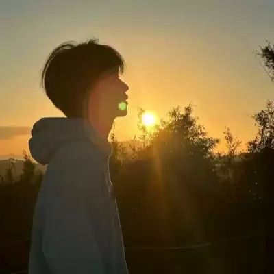 卢浅伽